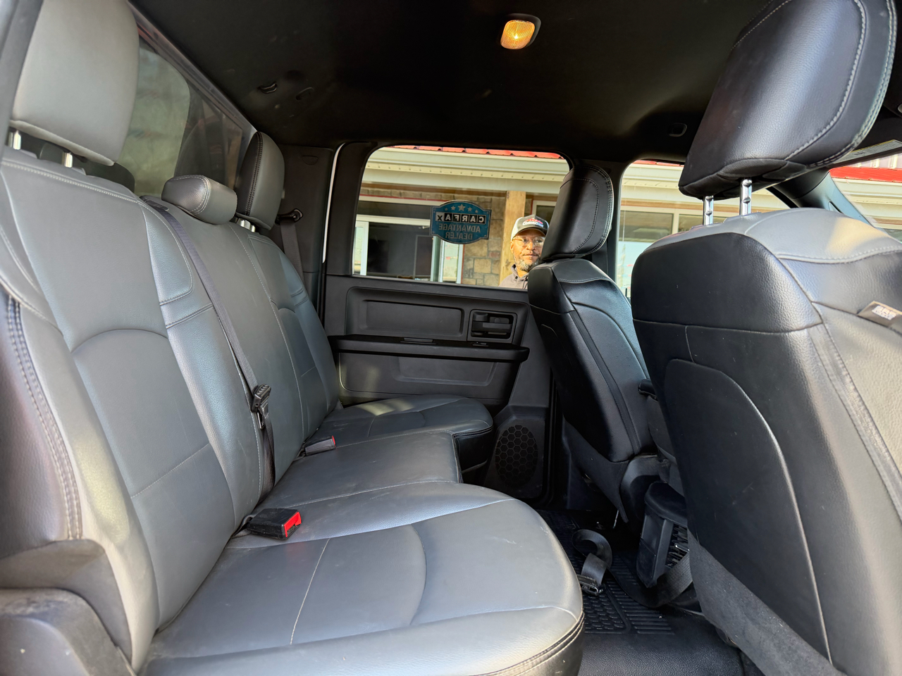 RAM 3500 Tradesman 4x4 Crew Cab 8' Box 2023