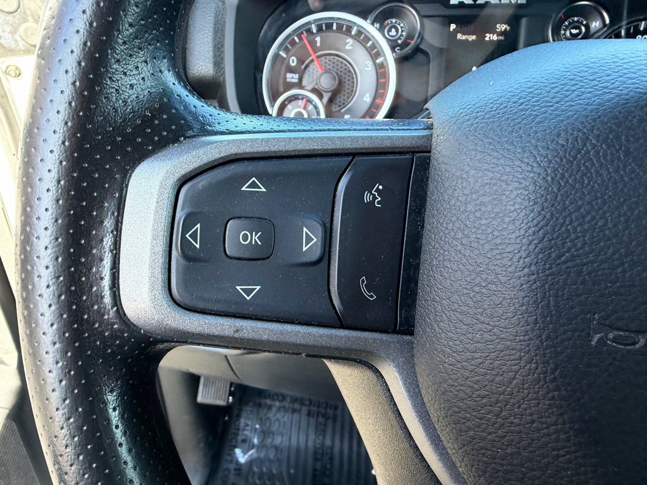 RAM 3500 Tradesman 4x4 Crew Cab 8' Box 2023