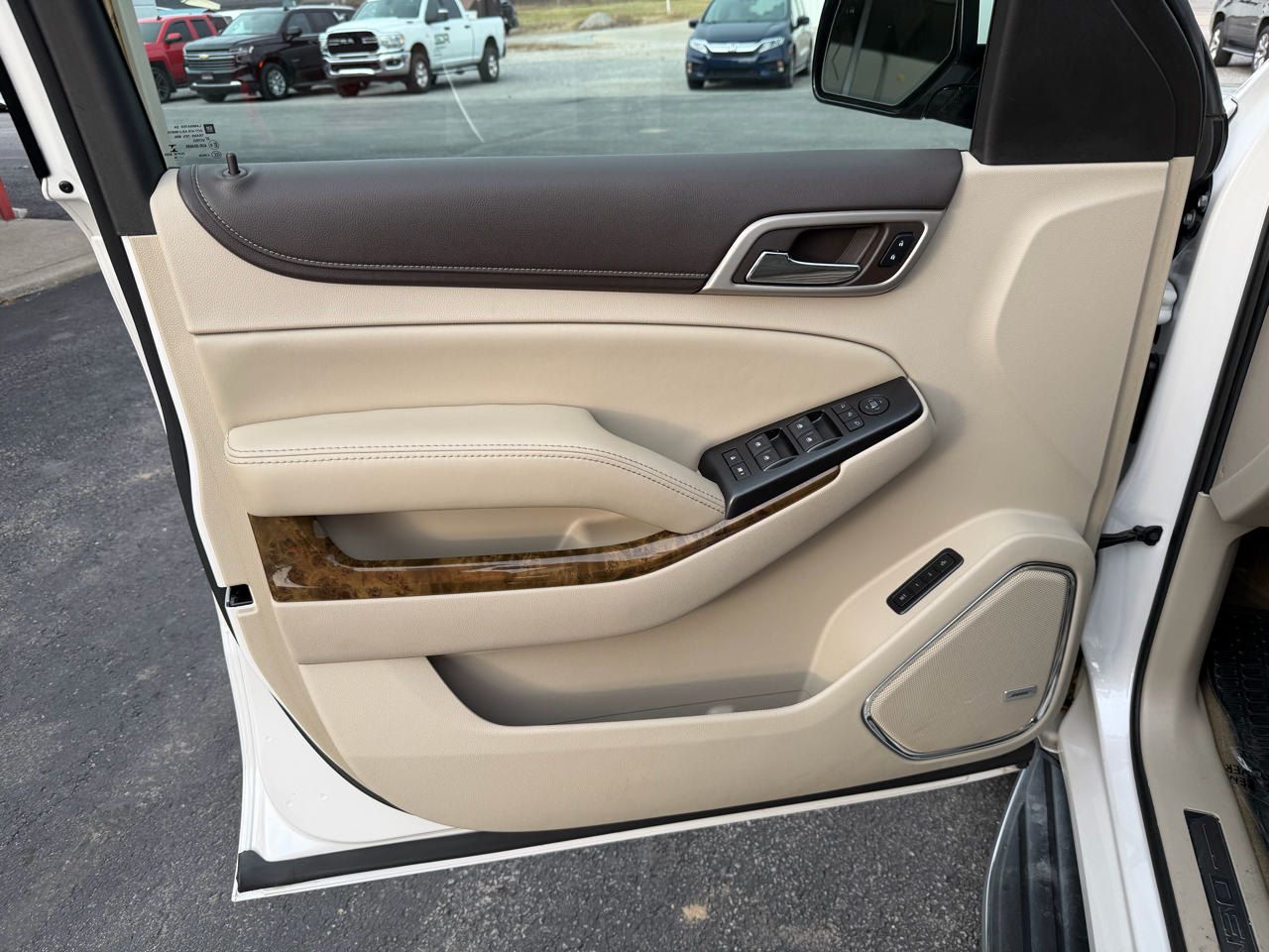 GMC Yukon 4WD 4dr Denali 2016