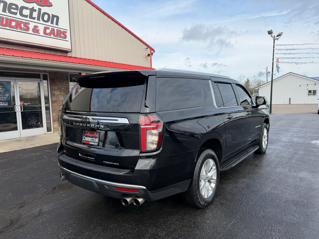 Chevrolet Suburban 4WD 4dr Premier 2021