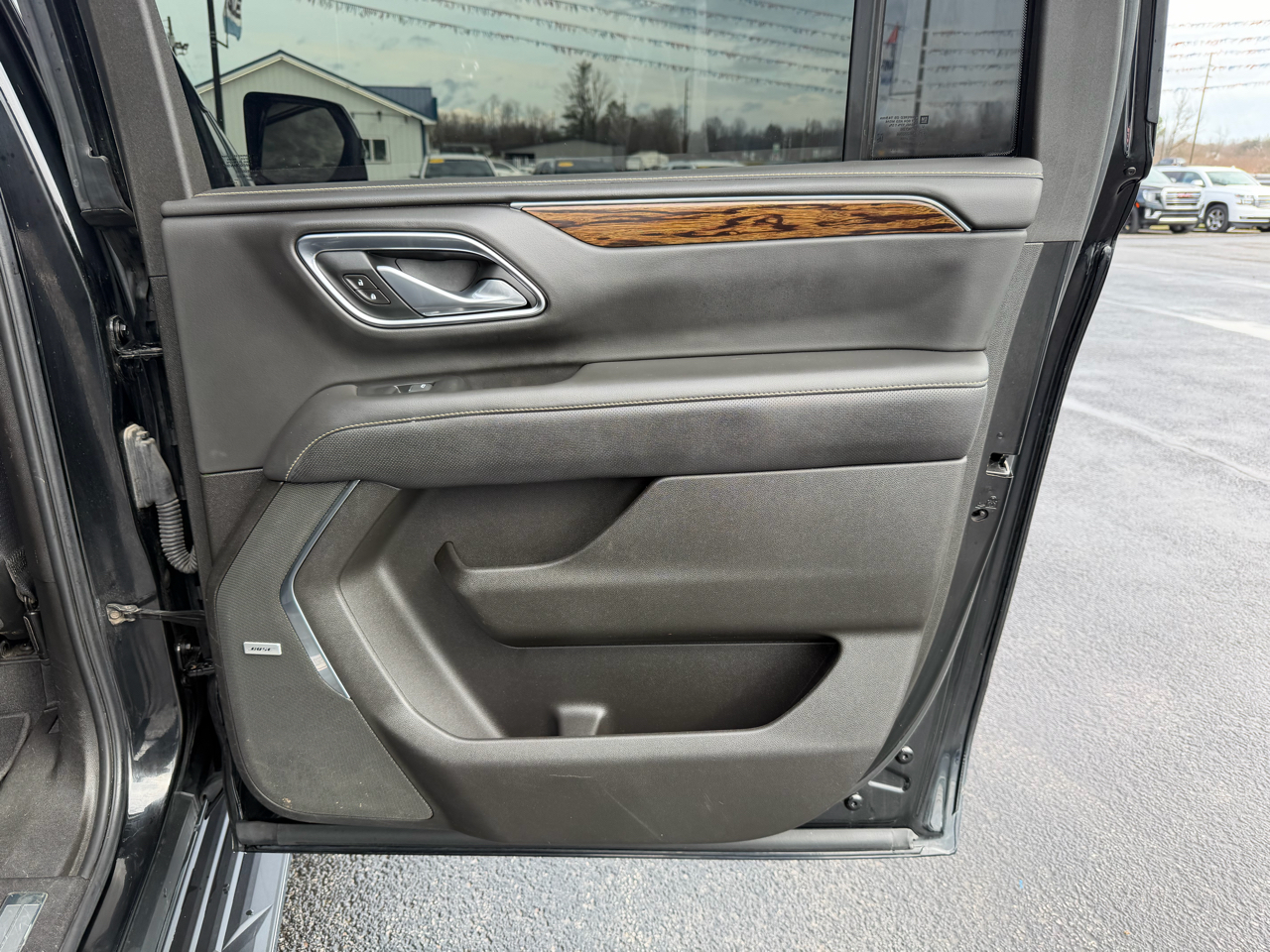 Chevrolet Suburban 4WD 4dr Premier 2021