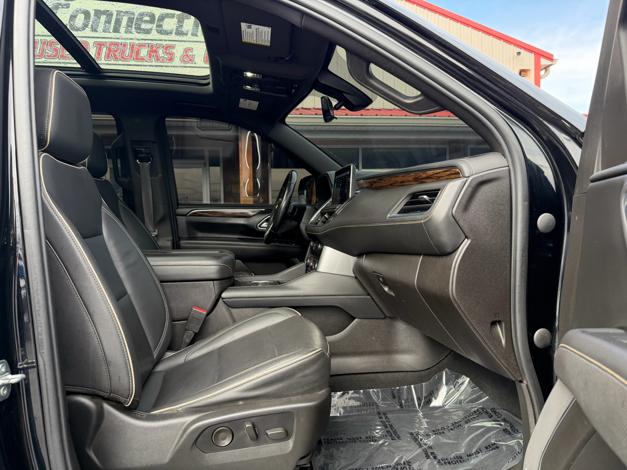 Chevrolet Suburban 4WD 4dr Premier 2021