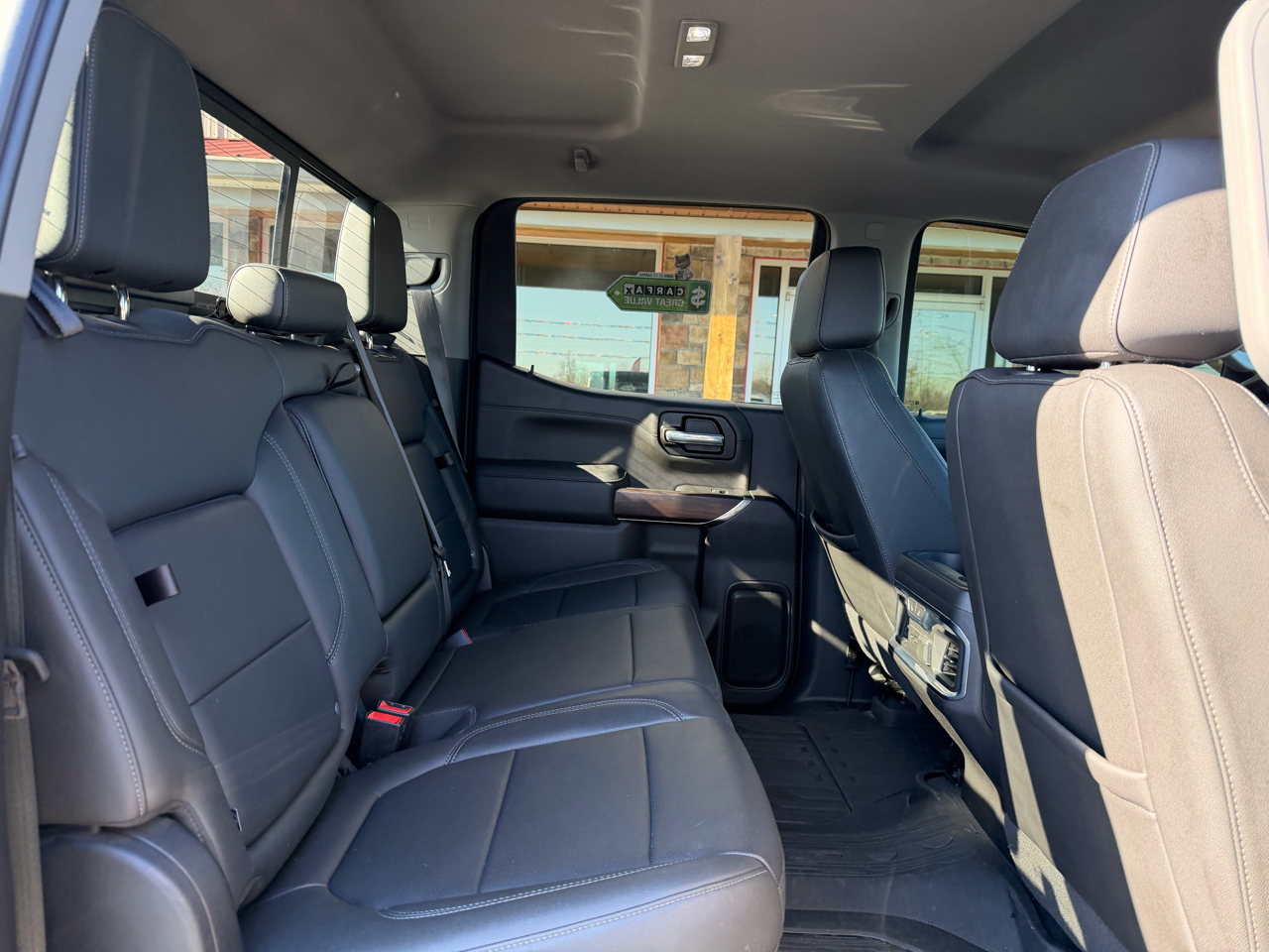 GMC Sierra 1500 4WD Crew Cab 147" SLT 2021