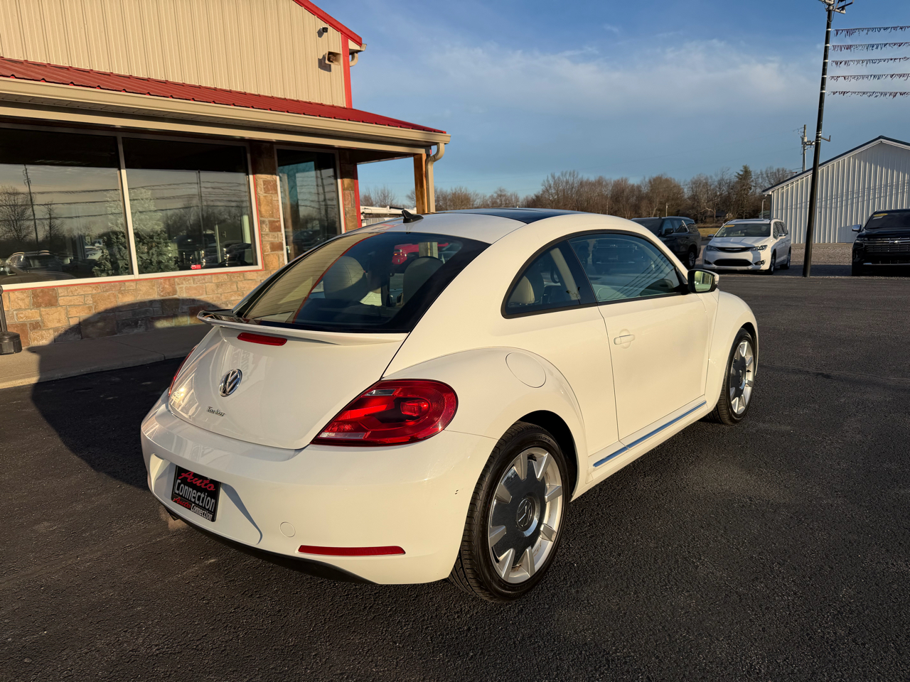 Volkswagen Beetle Coupe 2dr Auto 1.8T SE 2016