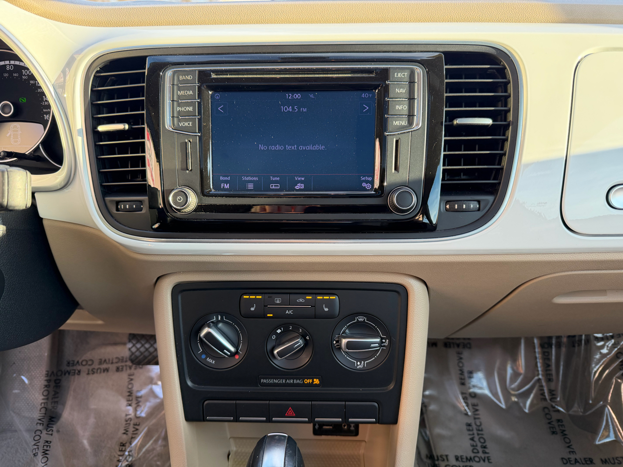 Volkswagen Beetle Coupe 2dr Auto 1.8T SE 2016