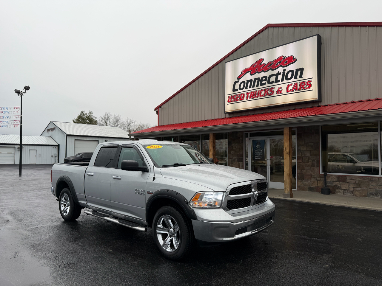 2017 RAM Ram 1500 Pickup SLT