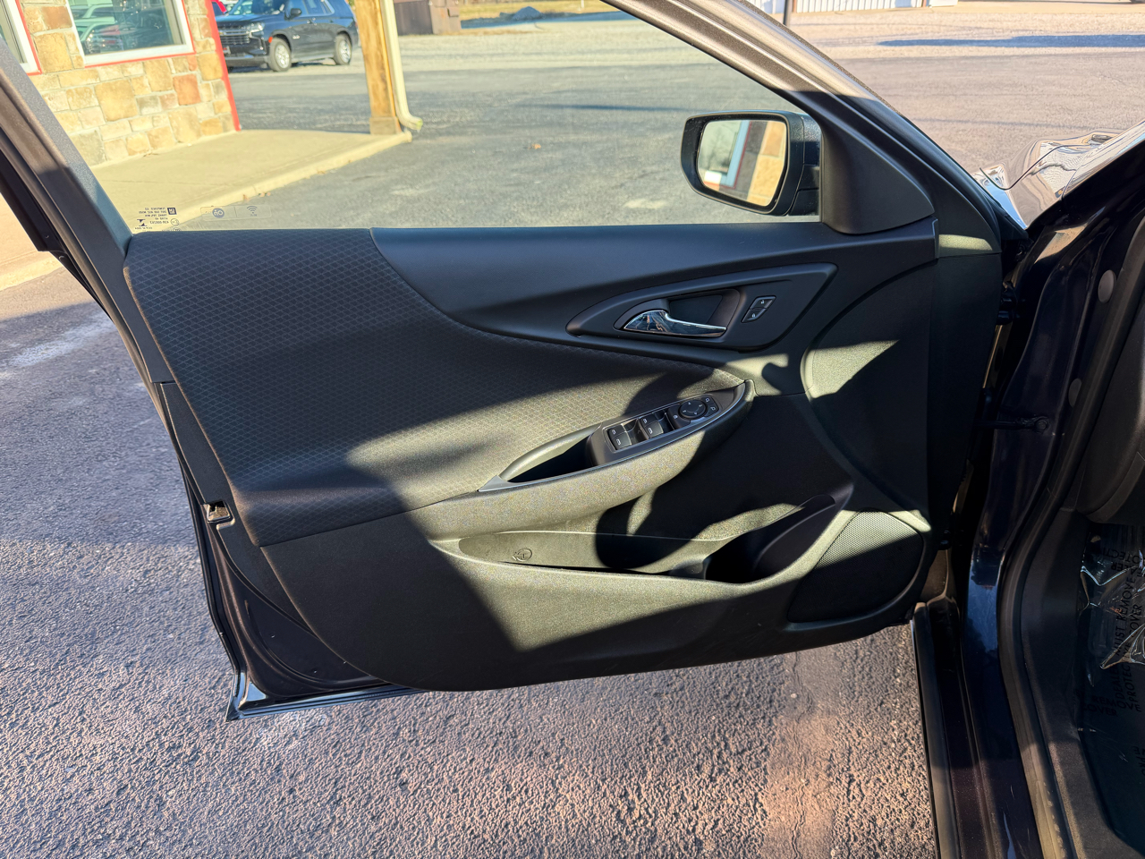 Chevrolet Malibu 4dr Sdn 1LT 2023