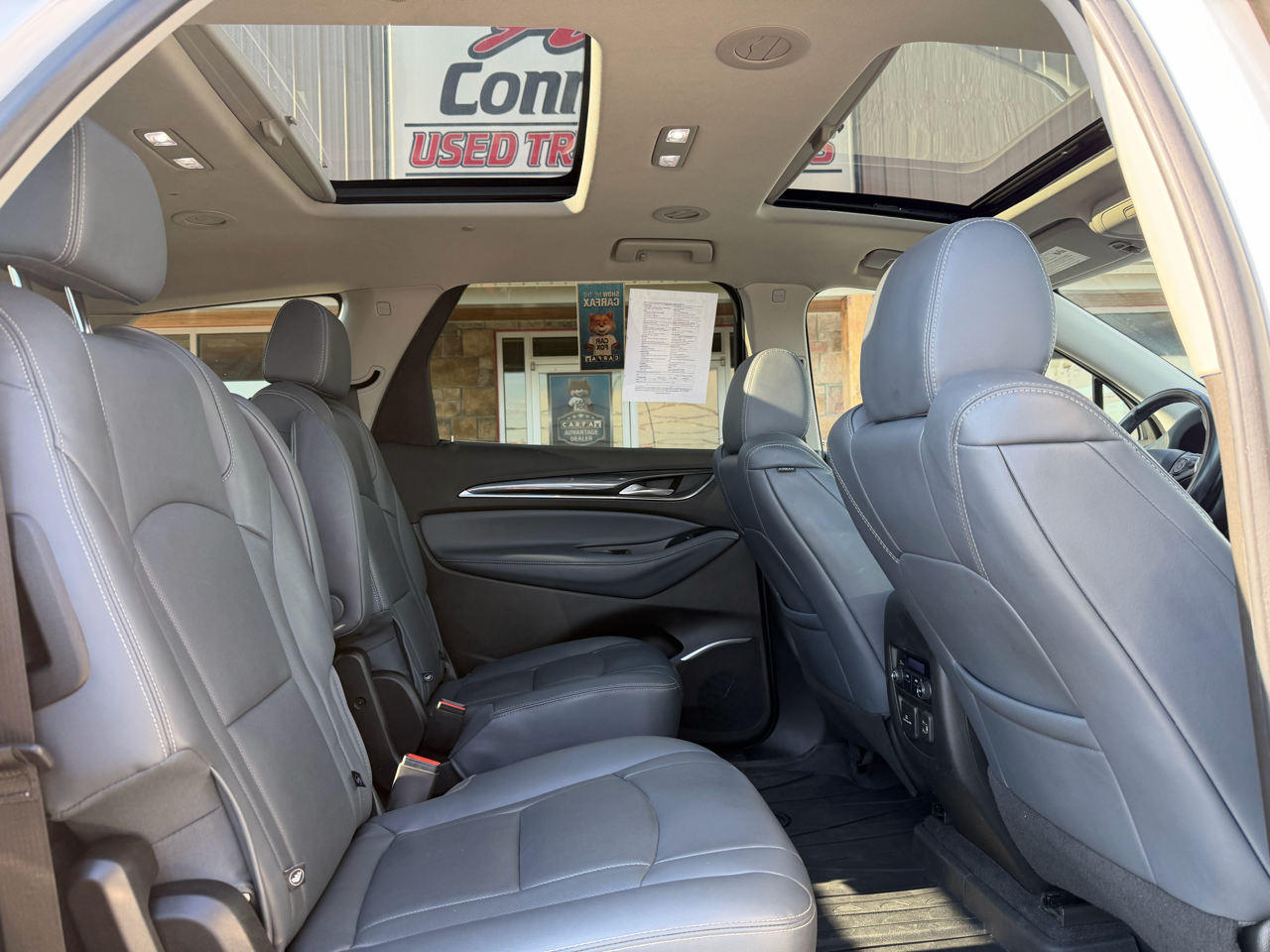 Buick Enclave AWD 4dr Essence 2021