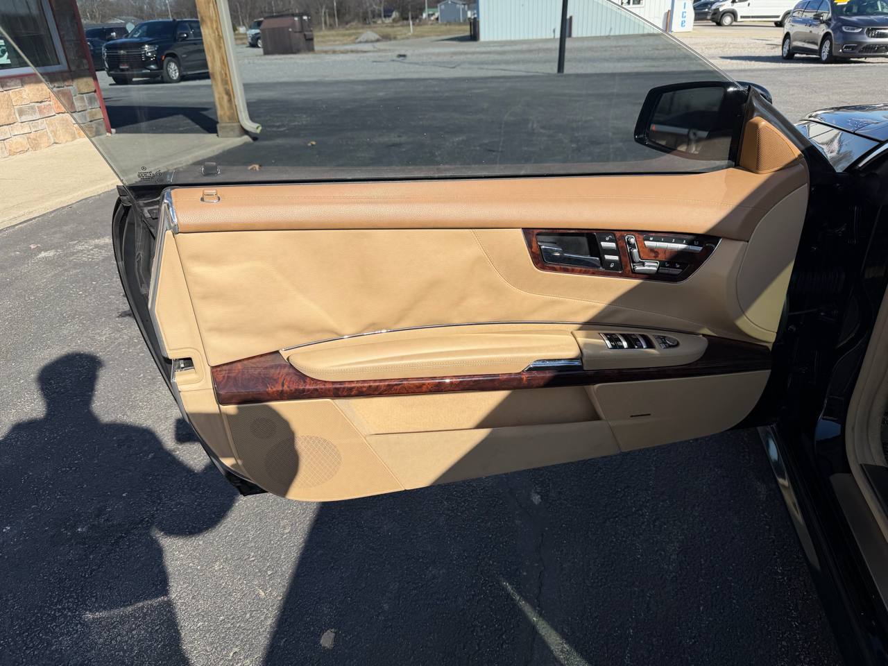 Mercedes-Benz CL-Class 2dr Cpe CL 550 4MATIC 2012