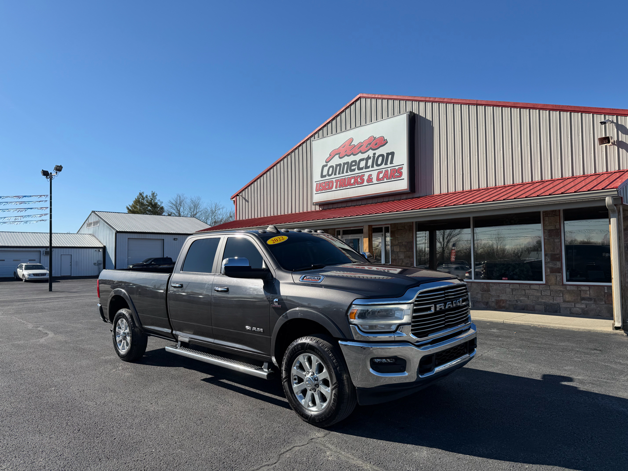 2022 RAM 3500 Laramie 4x4 Crew Cab 8' Box