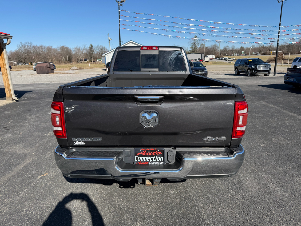 RAM 3500 Laramie 4x4 Crew Cab 8' Box 2022