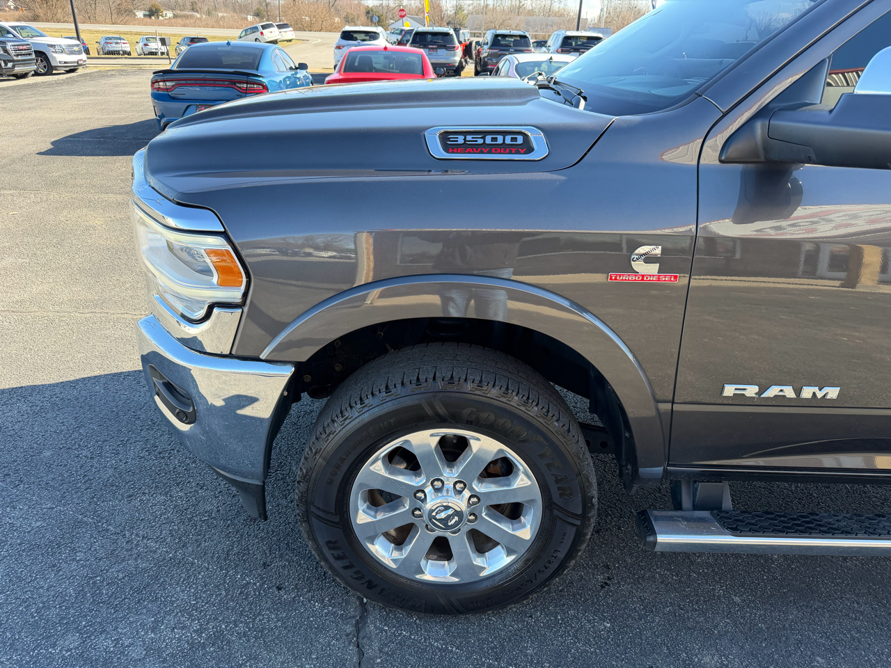 RAM 3500 Laramie 4x4 Crew Cab 8' Box 2022