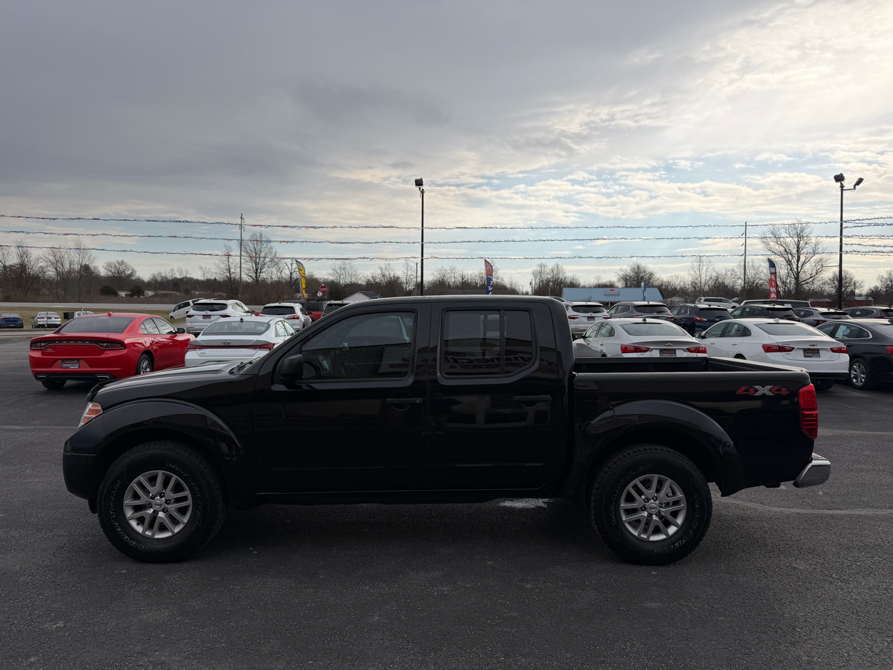 Nissan Frontier 4WD Crew Cab SWB Auto SV 2016