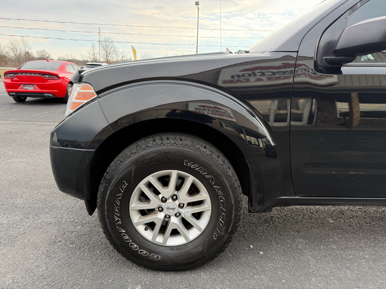 Nissan Frontier 4WD Crew Cab SWB Auto SV 2016