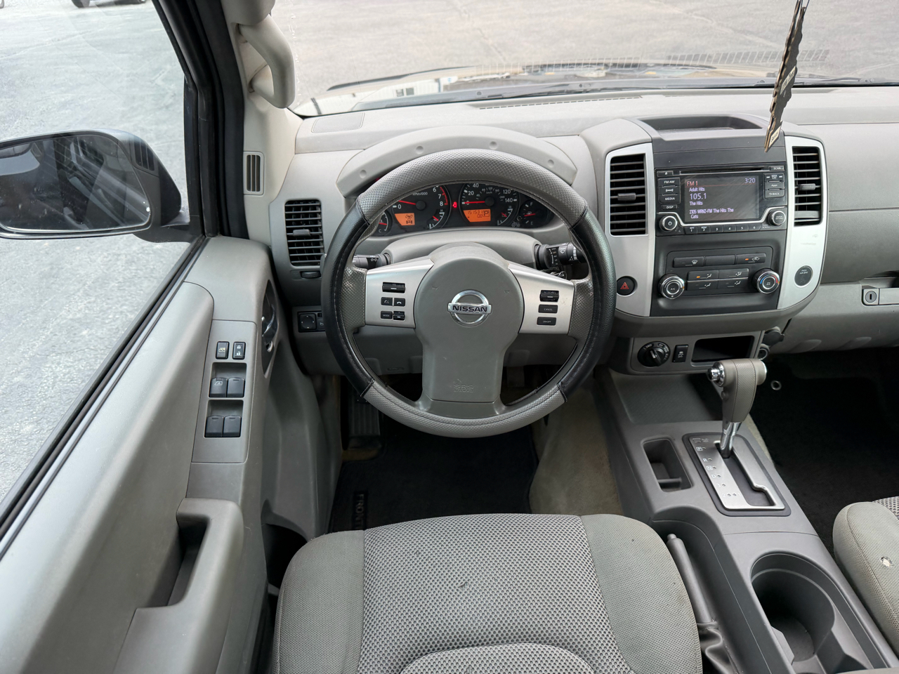 Nissan Frontier 4WD Crew Cab SWB Auto SV 2016