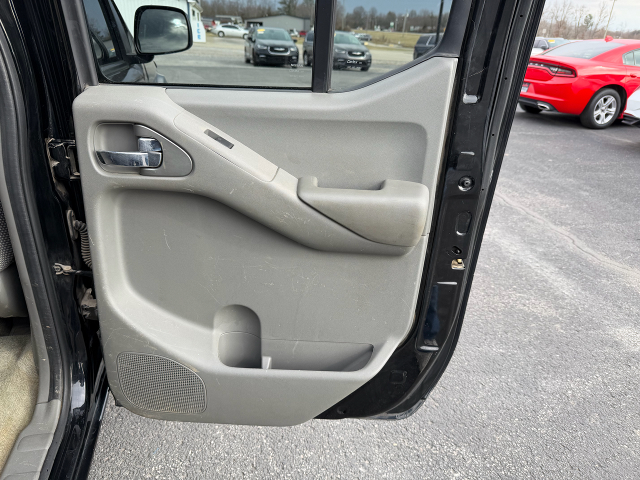 Nissan Frontier 4WD Crew Cab SWB Auto SV 2016