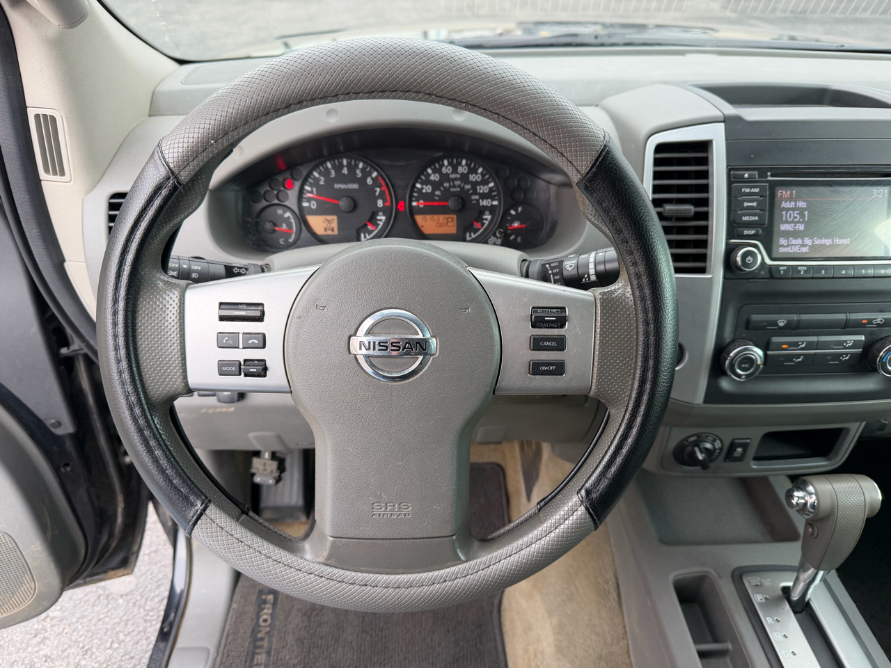 Nissan Frontier 4WD Crew Cab SWB Auto SV 2016