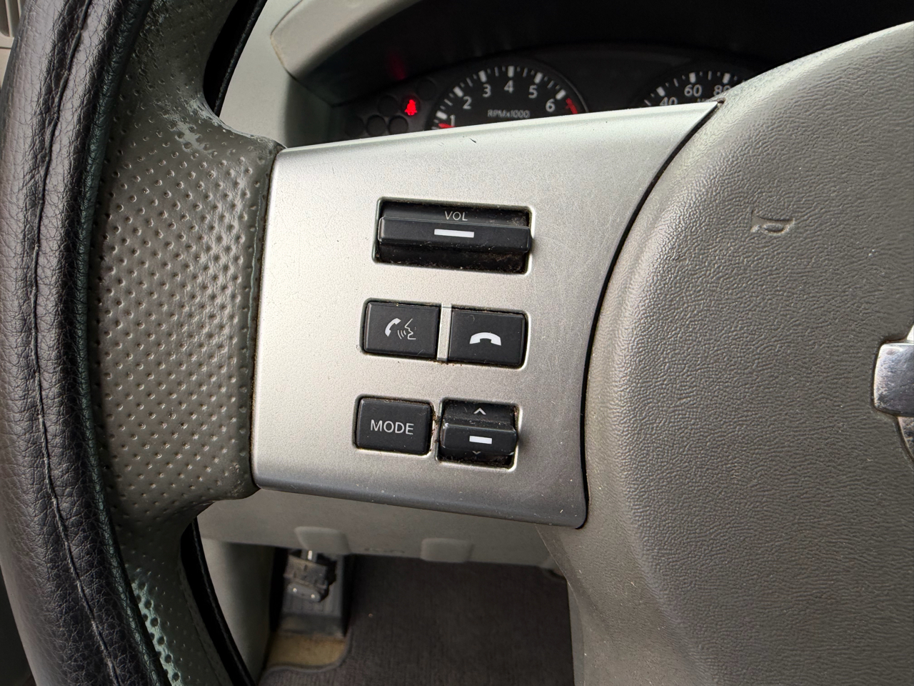 Nissan Frontier 4WD Crew Cab SWB Auto SV 2016