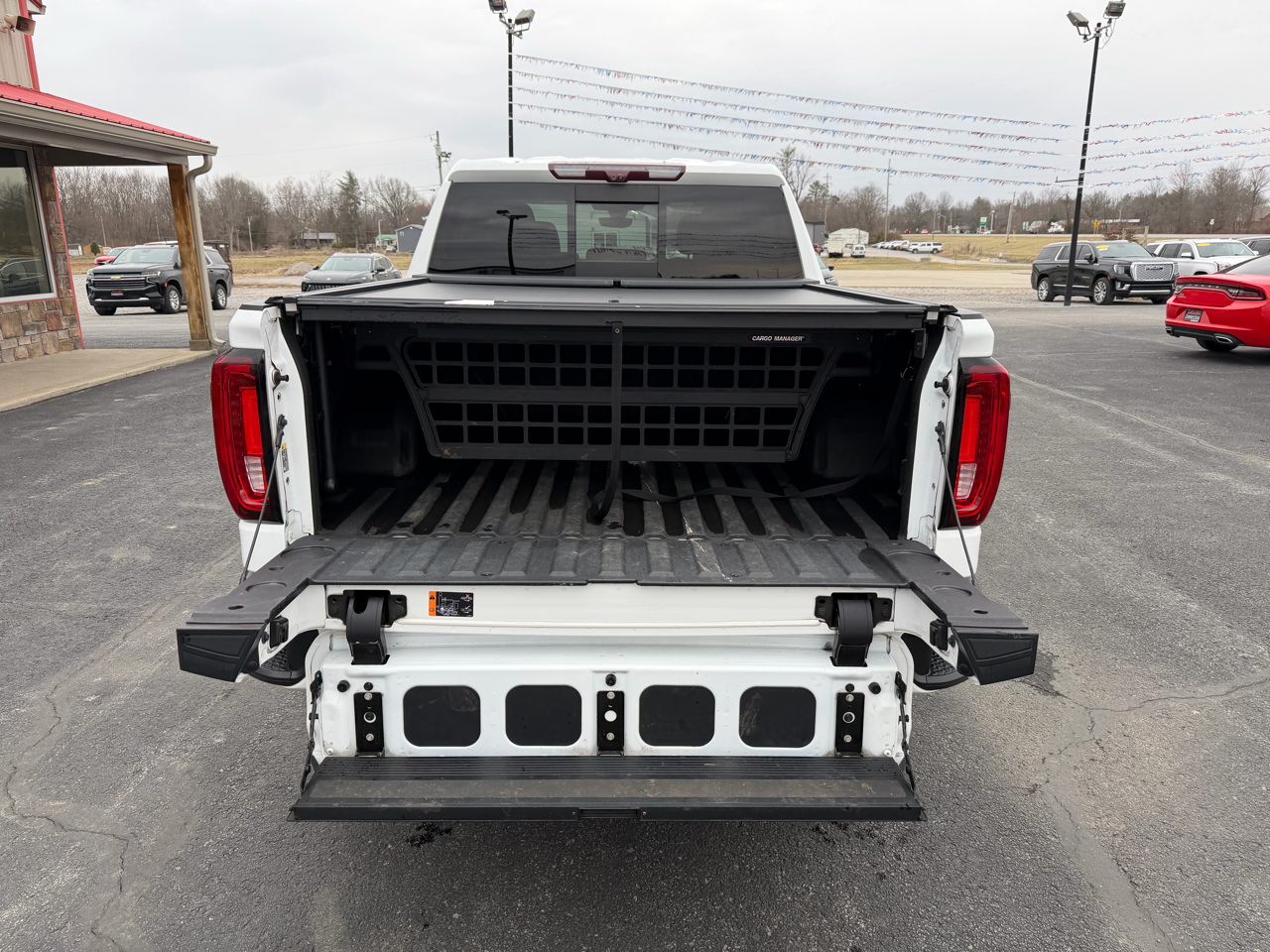 GMC Sierra 1500 4WD Crew Cab 147" AT4 2020