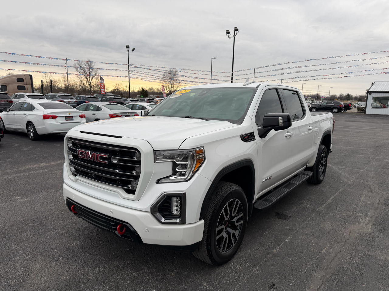 GMC Sierra 1500 4WD Crew Cab 147" AT4 2020