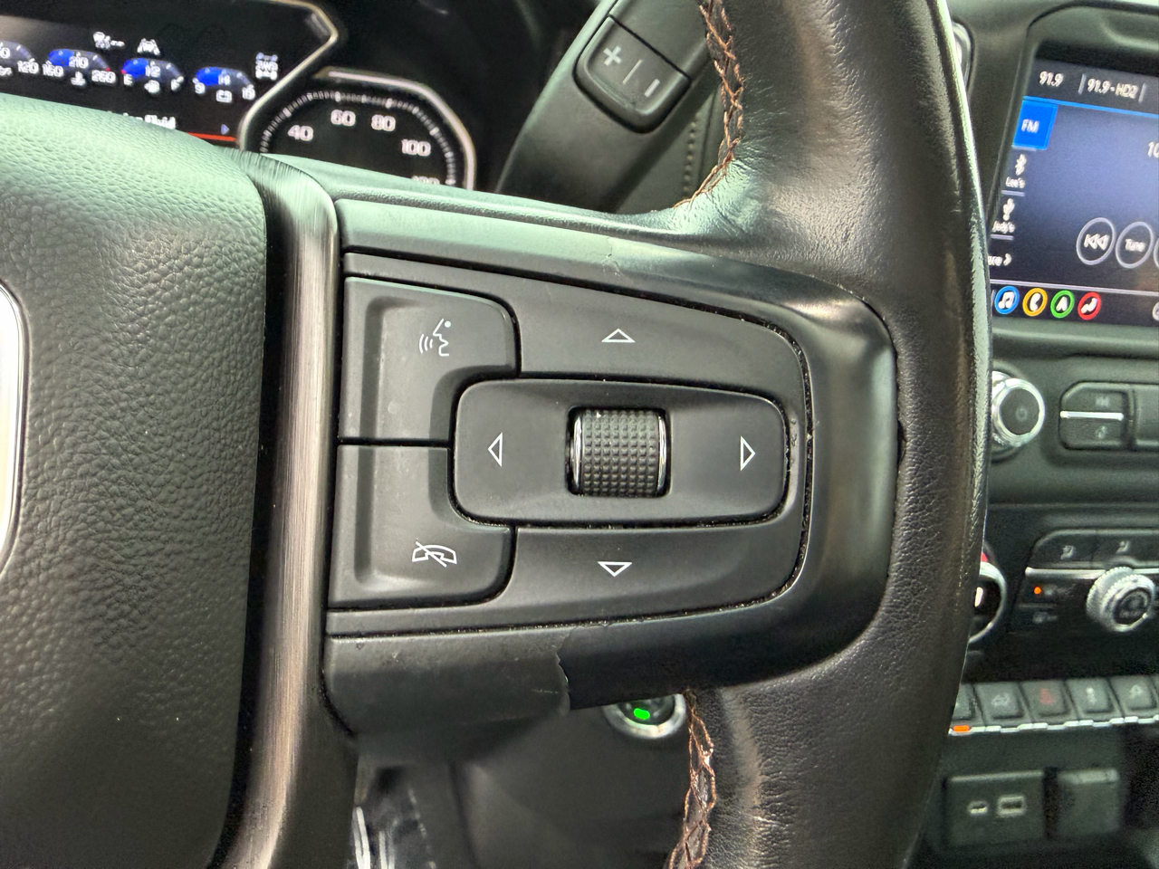 GMC Sierra 1500 4WD Crew Cab 147" AT4 2020