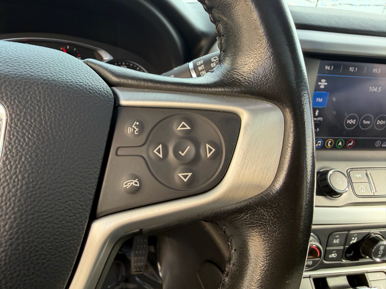 GMC Acadia AWD 4dr SLT 2020