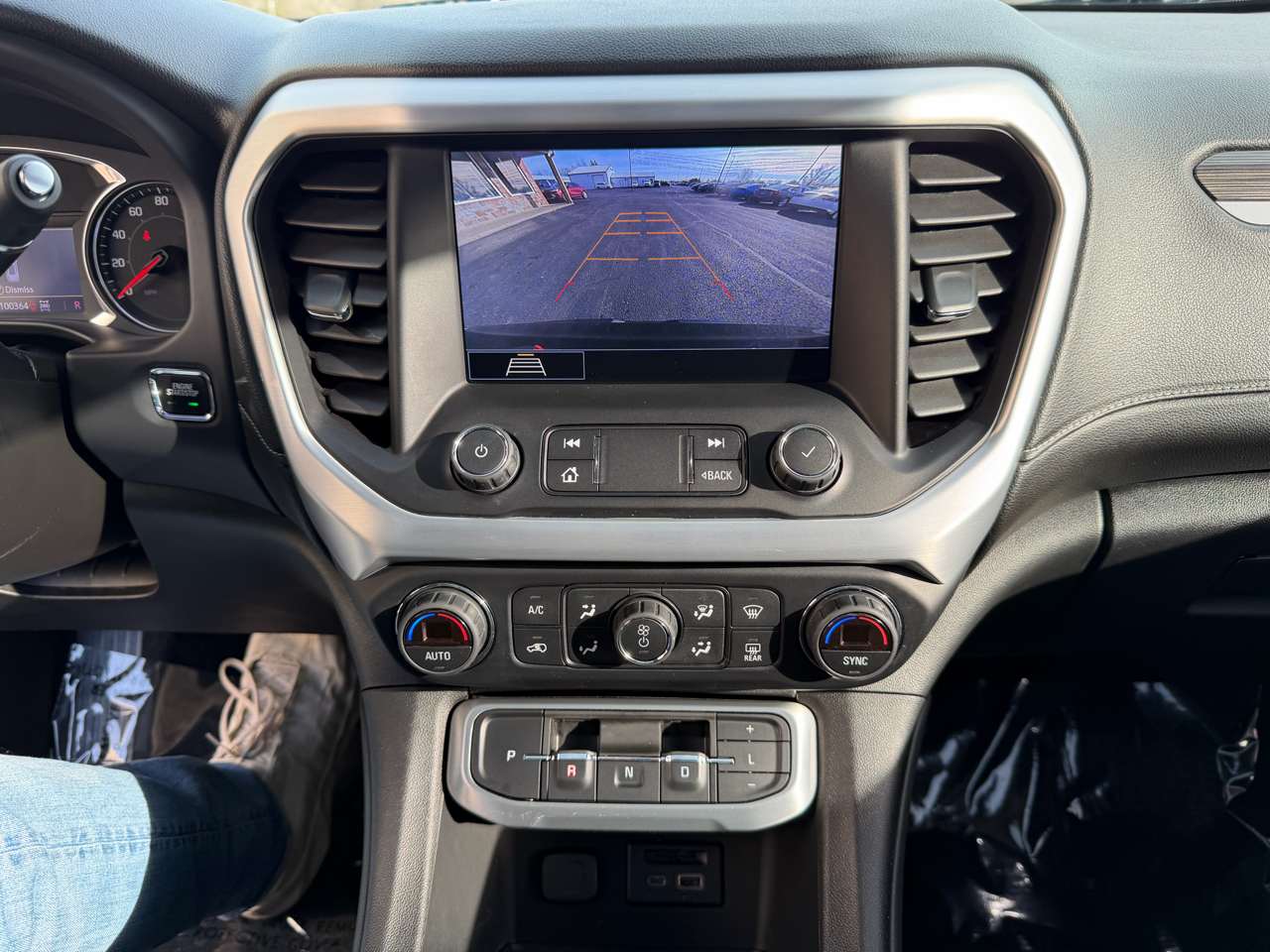 GMC Acadia AWD 4dr SLT 2020