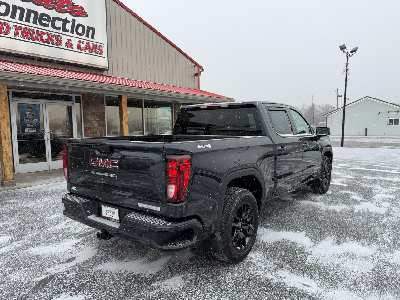 GMC Sierra 1500 4WD Crew Cab 147" Elevation w/3SB 2025
