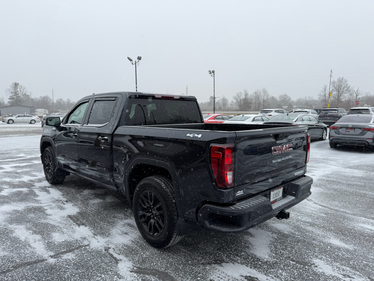 GMC Sierra 1500 4WD Crew Cab 147" Elevation w/3SB 2025