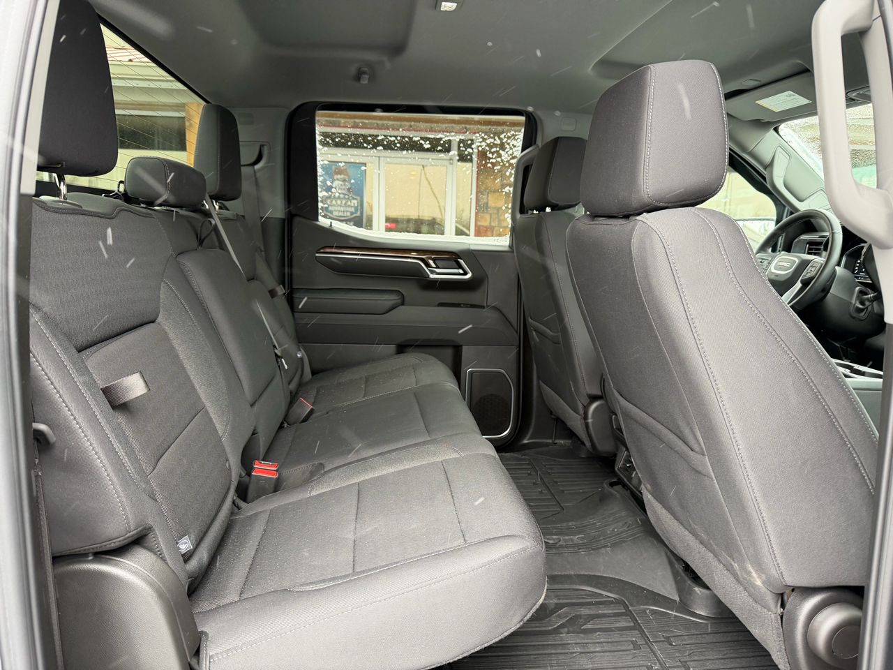 GMC Sierra 1500 4WD Crew Cab 147" Elevation w/3SB 2025