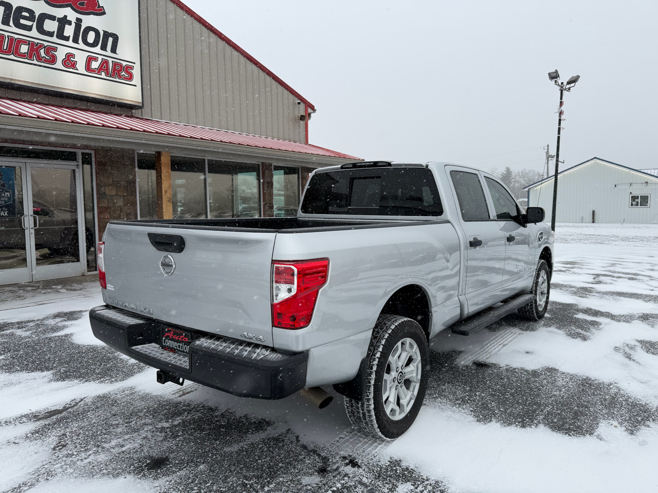 Nissan Titan XD 4x4 Diesel Crew Cab S 2019