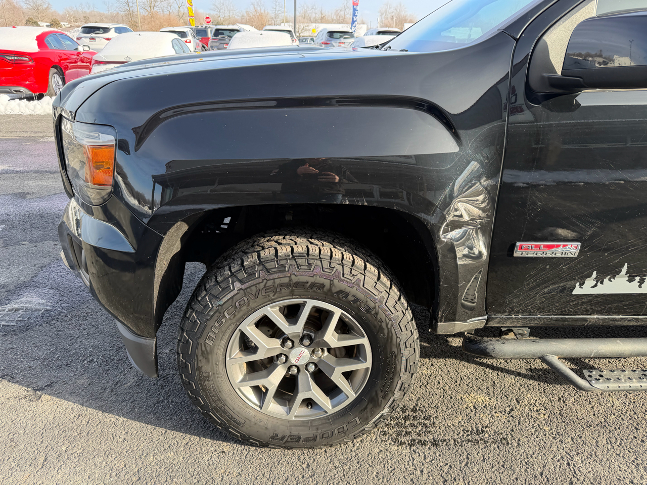 GMC Canyon 4WD Crew Cab 128.3" SLE 2015