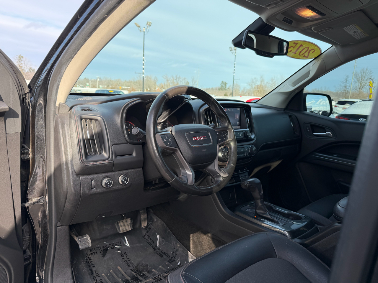 GMC Canyon 4WD Crew Cab 128.3" SLE 2015