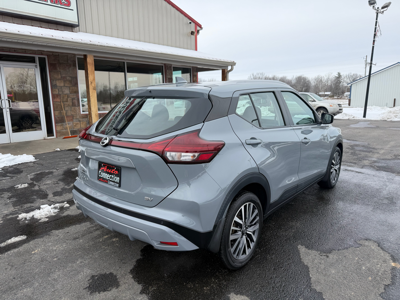 Nissan Kicks SV FWD 2021