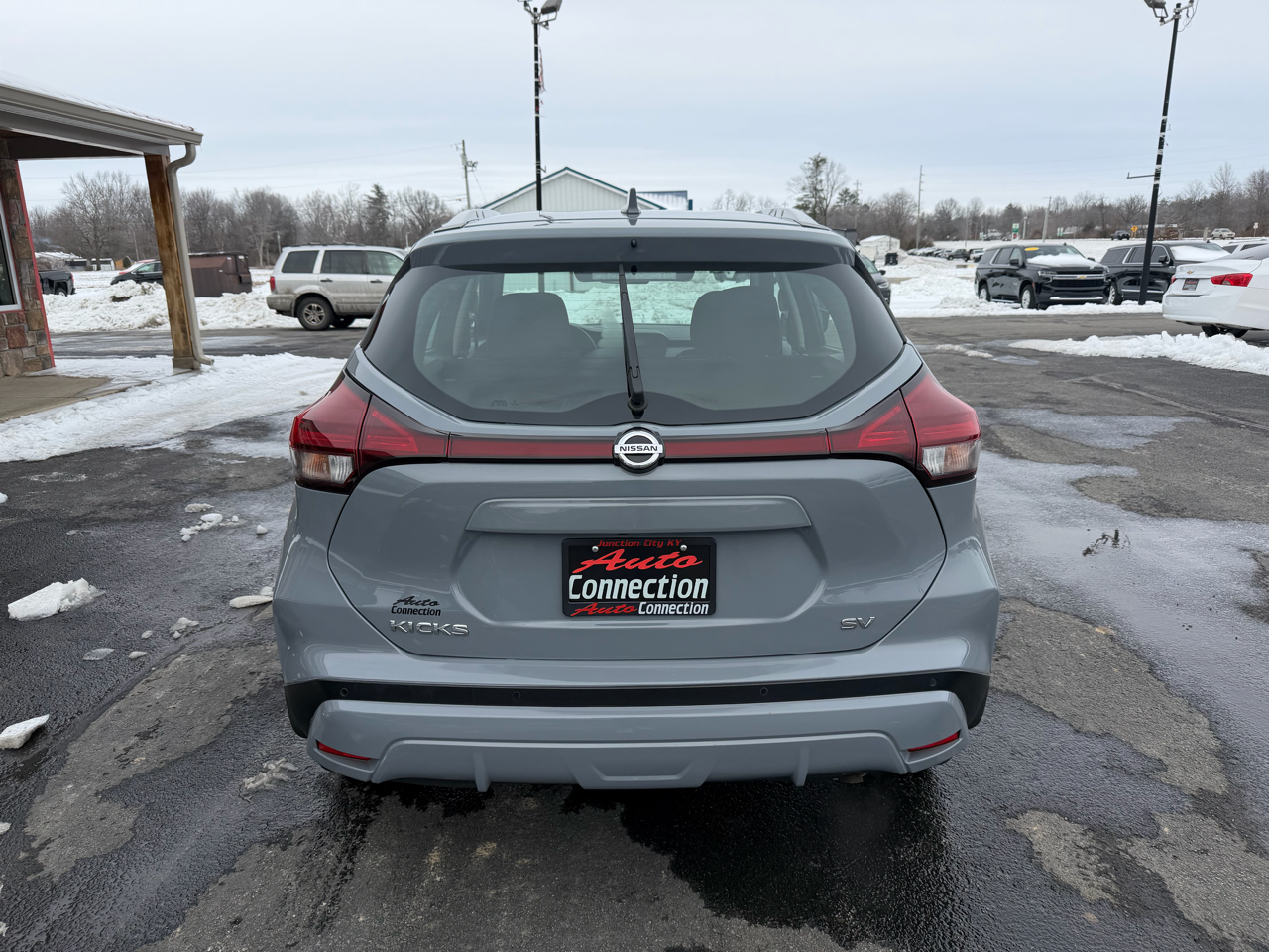 Nissan Kicks SV FWD 2021