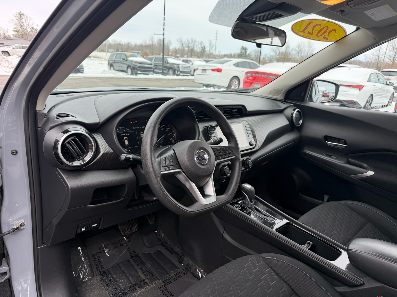 Nissan Kicks SV FWD 2021