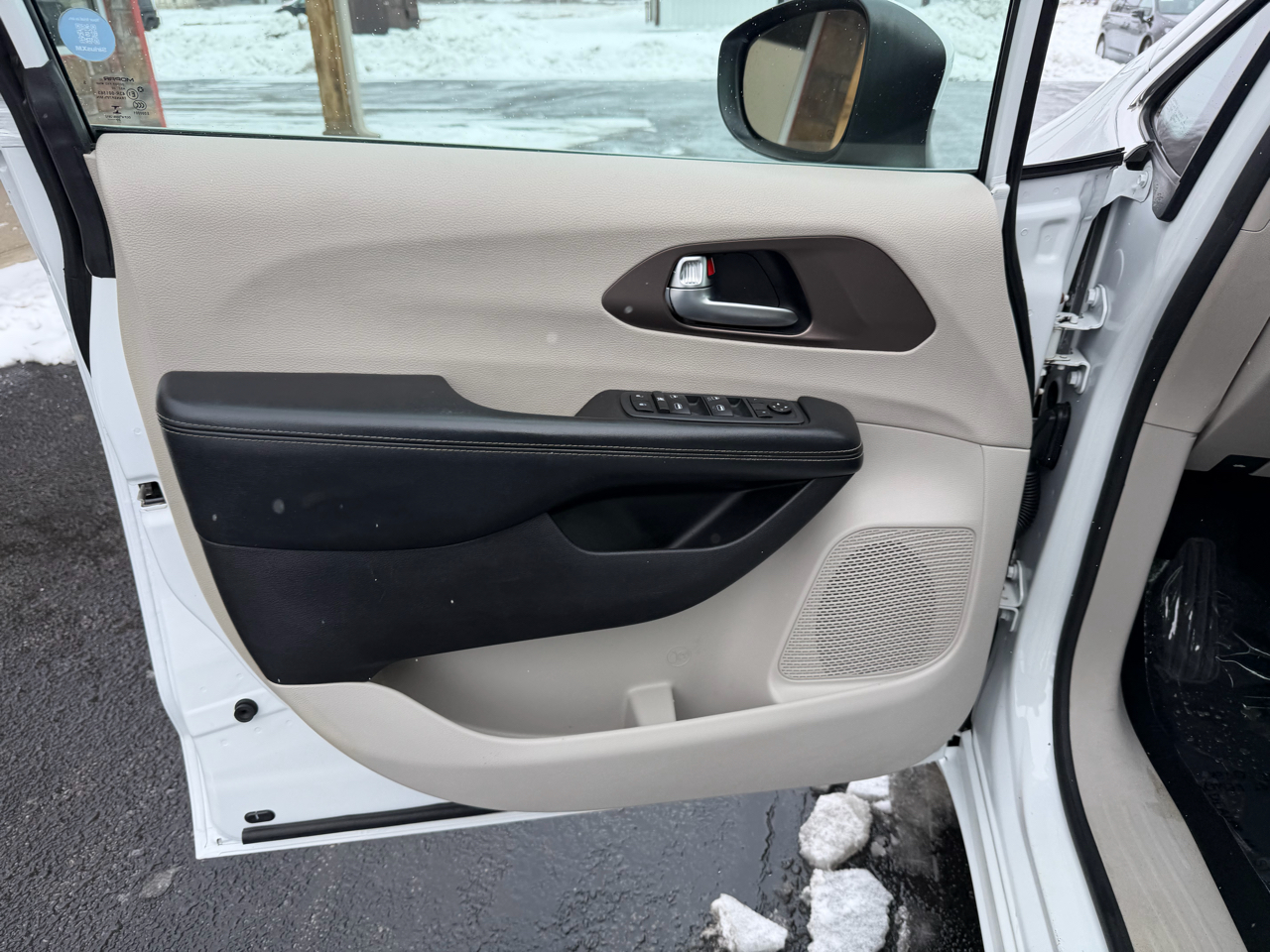 Chrysler Voyager LXI FWD 2021