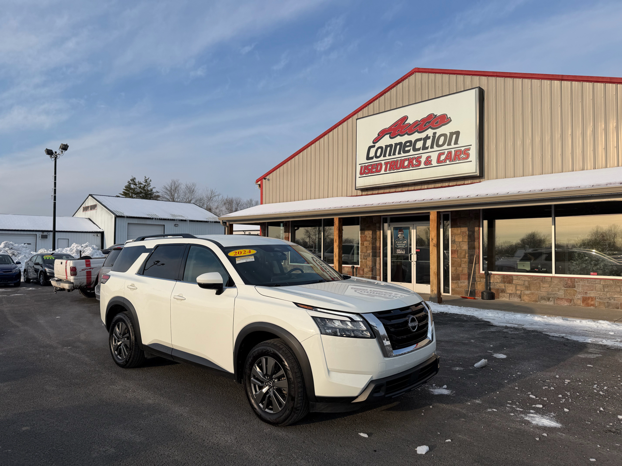 2024 Nissan Pathfinder SV 4WD