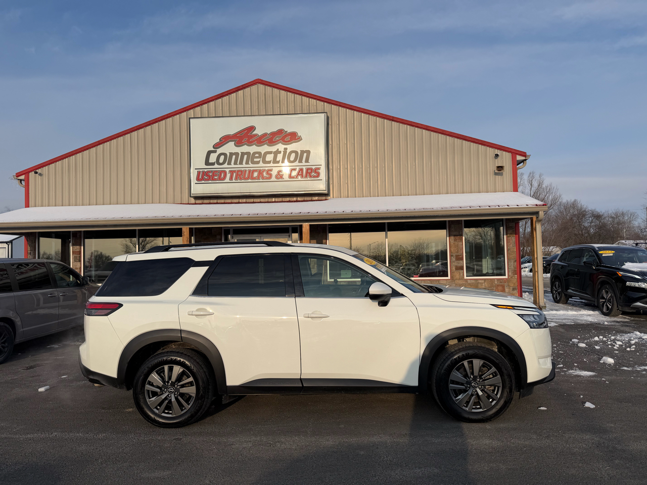 Nissan Pathfinder SV 4WD 2024