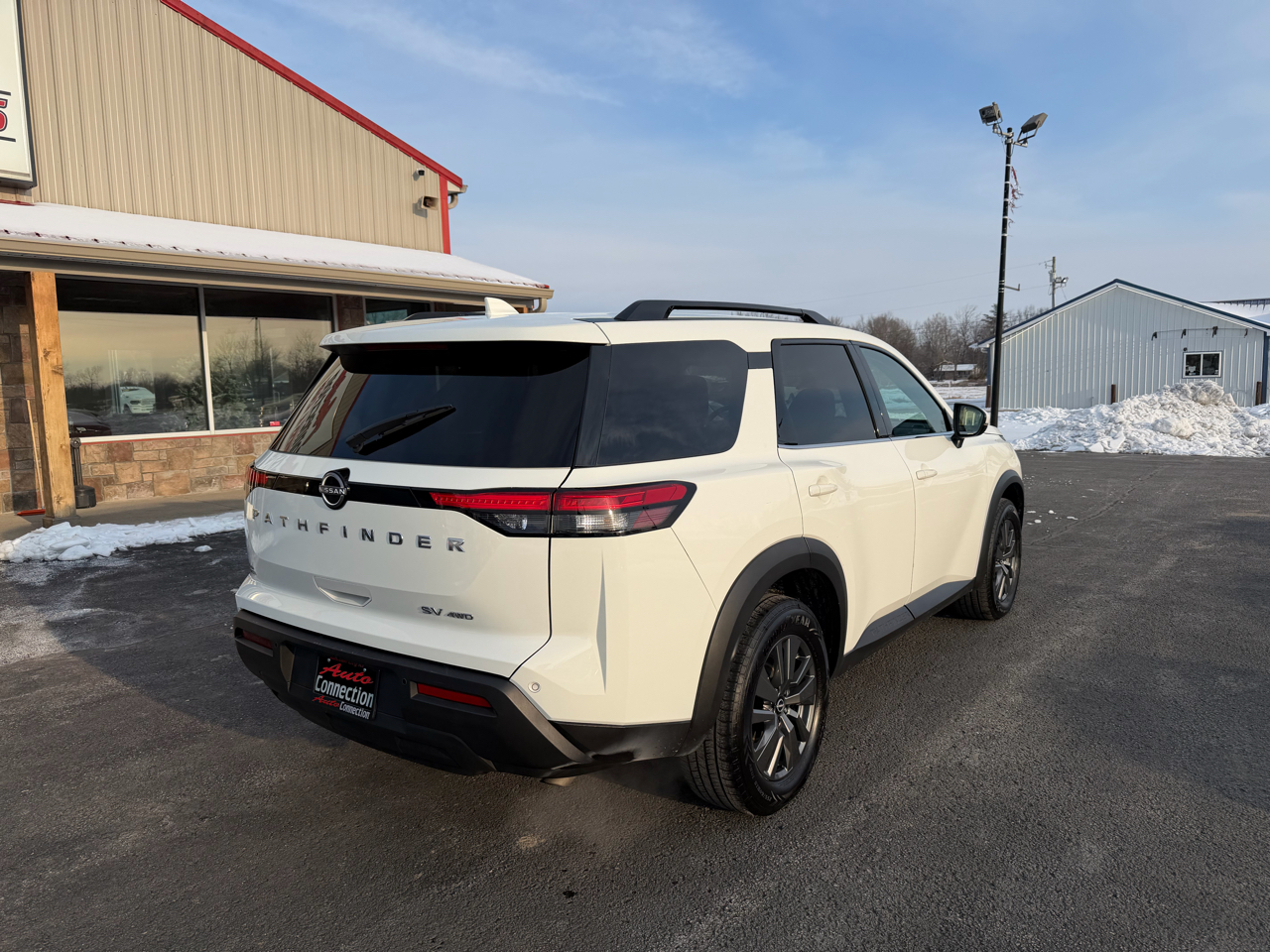 Nissan Pathfinder SV 4WD 2024