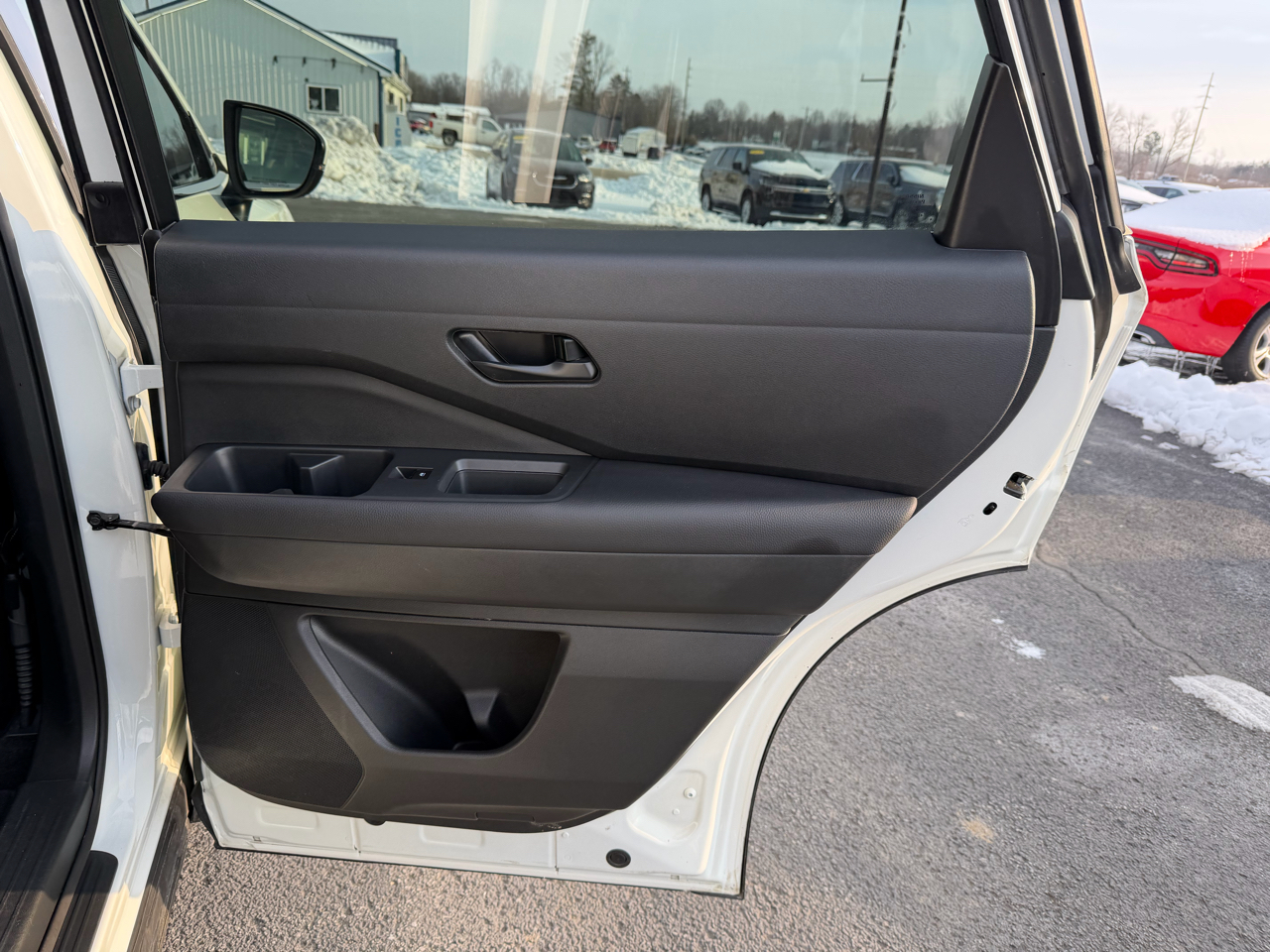 Nissan Pathfinder SV 4WD 2024