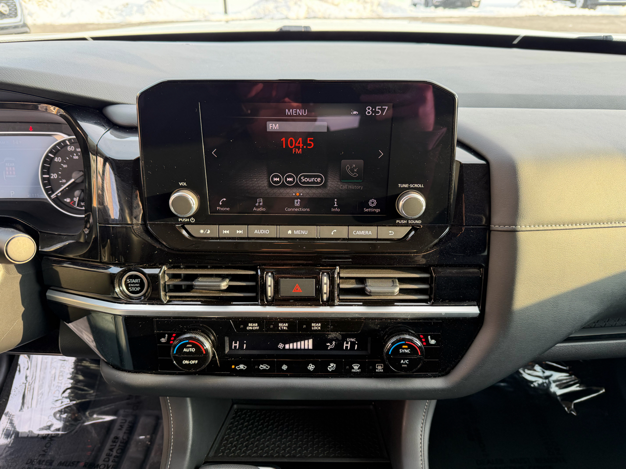 Nissan Pathfinder SV 4WD 2024