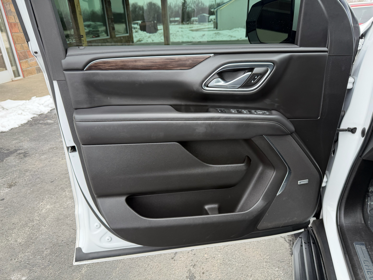 Chevrolet Tahoe 4WD 4dr LT 2022