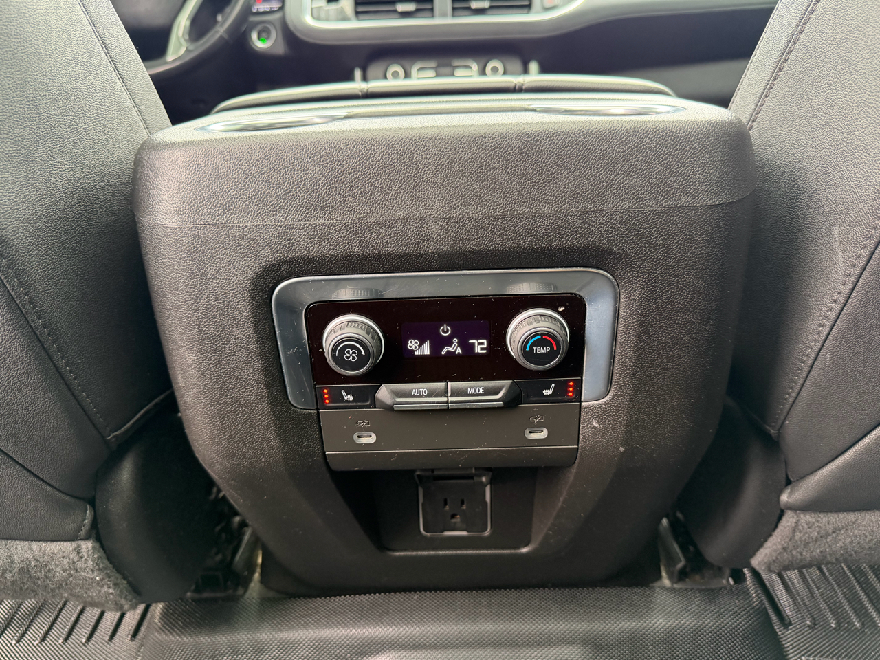 Chevrolet Tahoe 4WD 4dr LT 2022