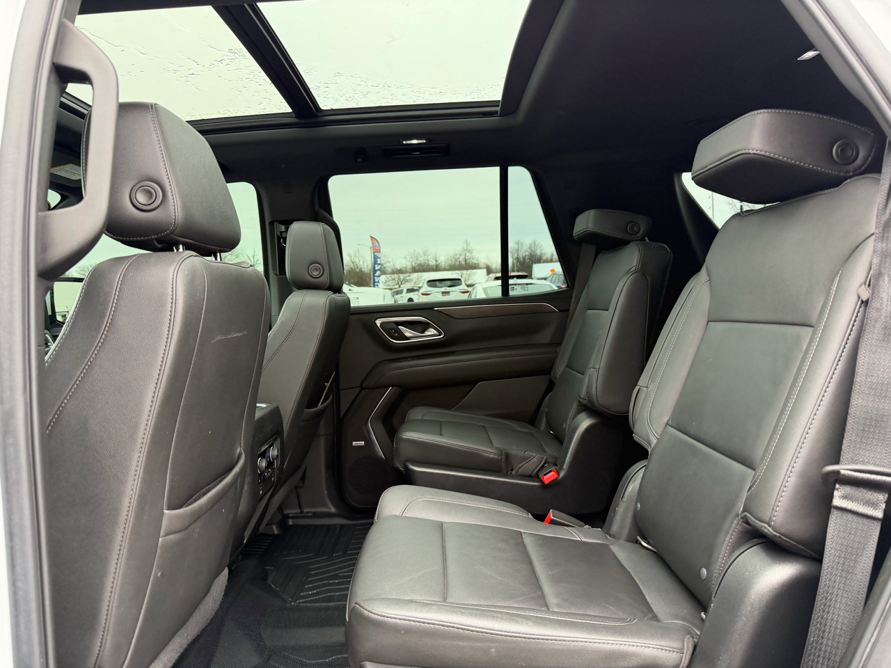 Chevrolet Tahoe 4WD 4dr LT 2022