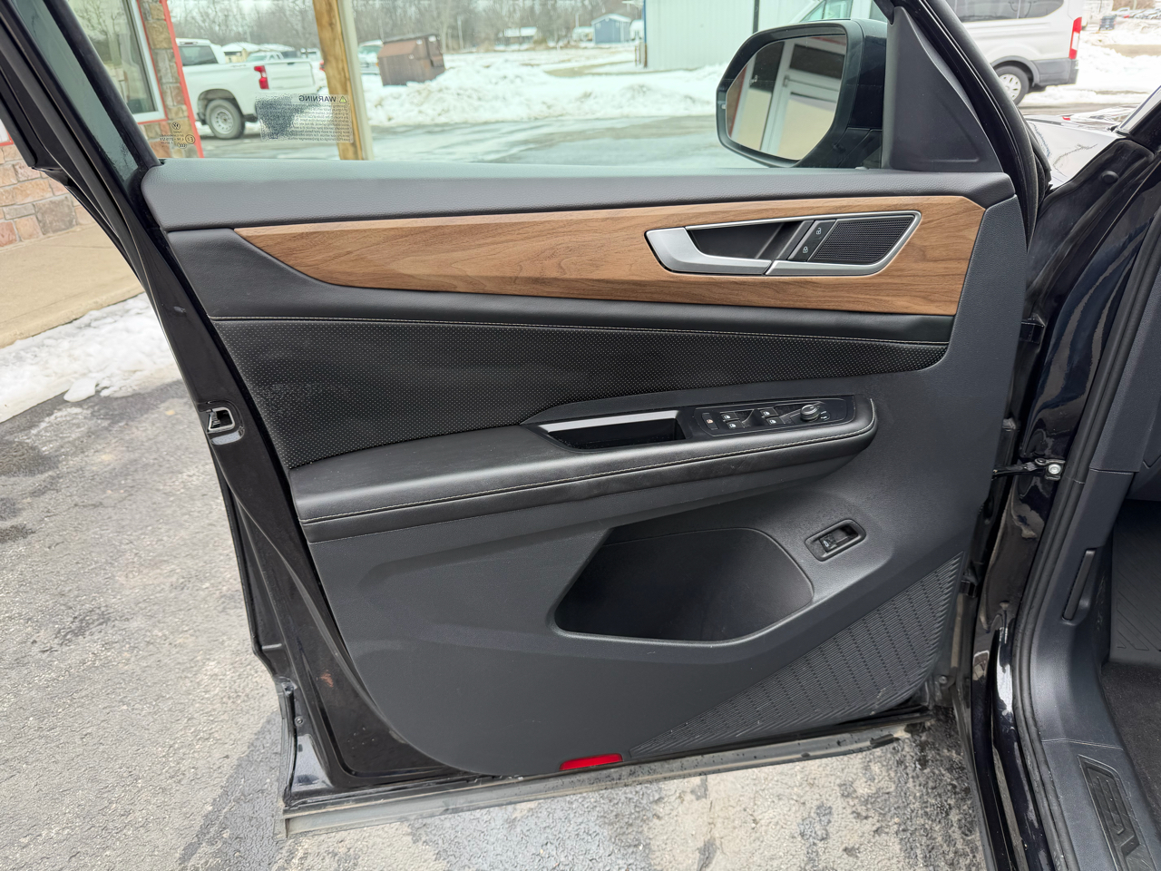 Volkswagen Atlas 2.0T SE w/Technology 4MOTION 2024