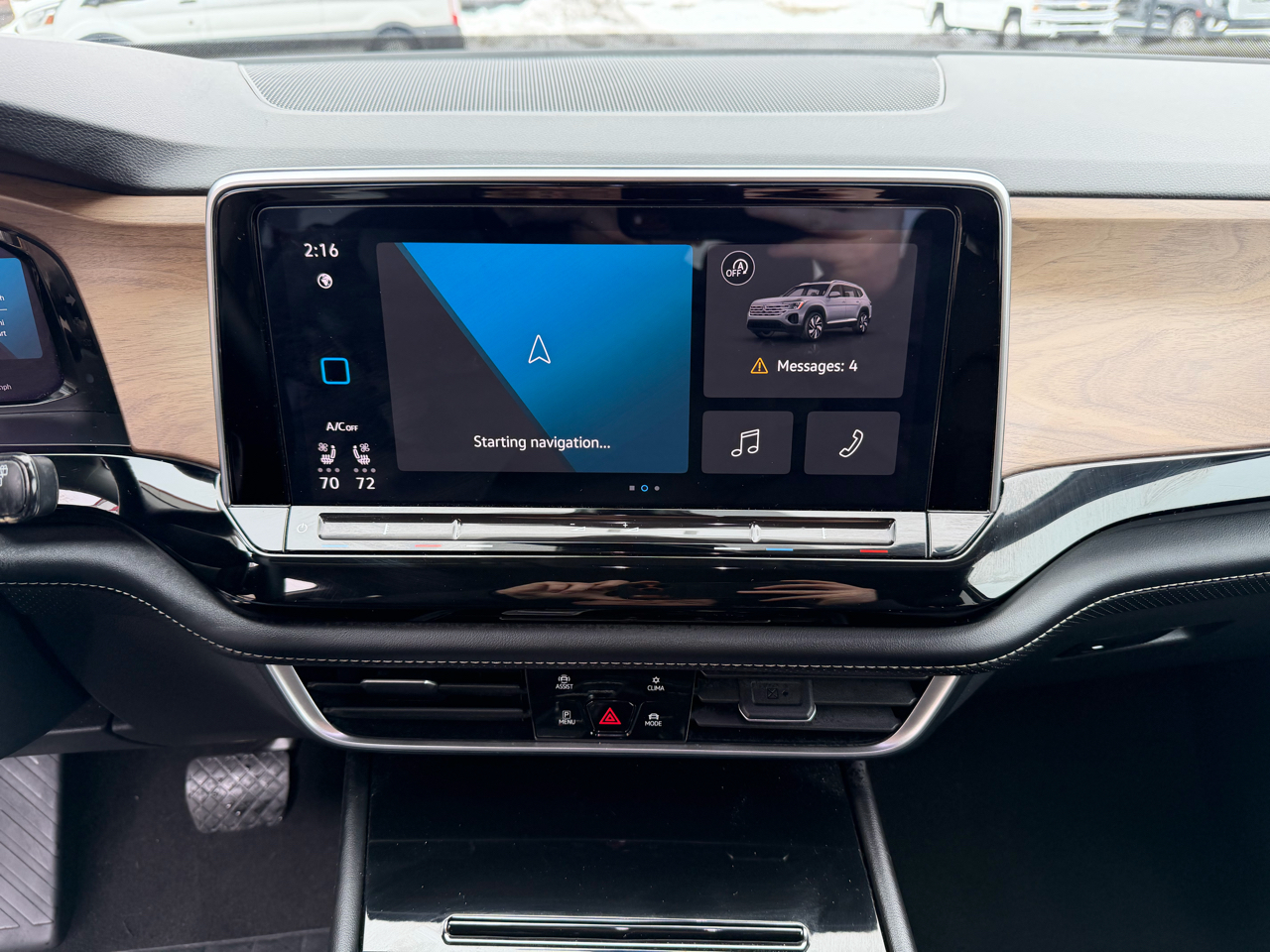 Volkswagen Atlas 2.0T SE w/Technology 4MOTION 2024