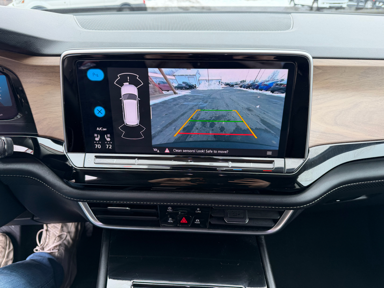 Volkswagen Atlas 2.0T SE w/Technology 4MOTION 2024