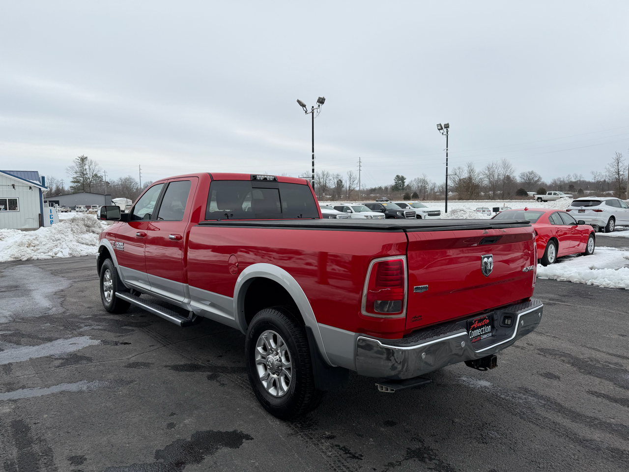 RAM 3500 Laramie 4x4 Crew Cab 8' Box 2017