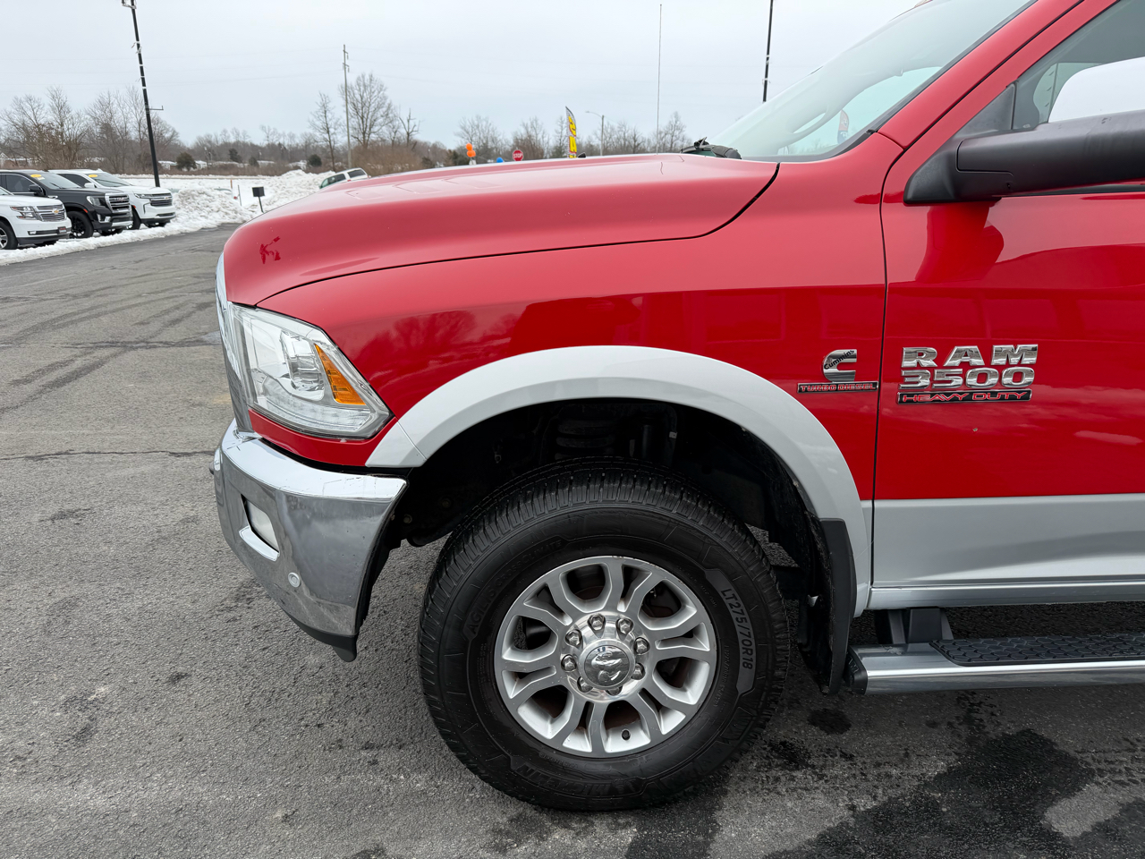 RAM 3500 Laramie 4x4 Crew Cab 8' Box 2017